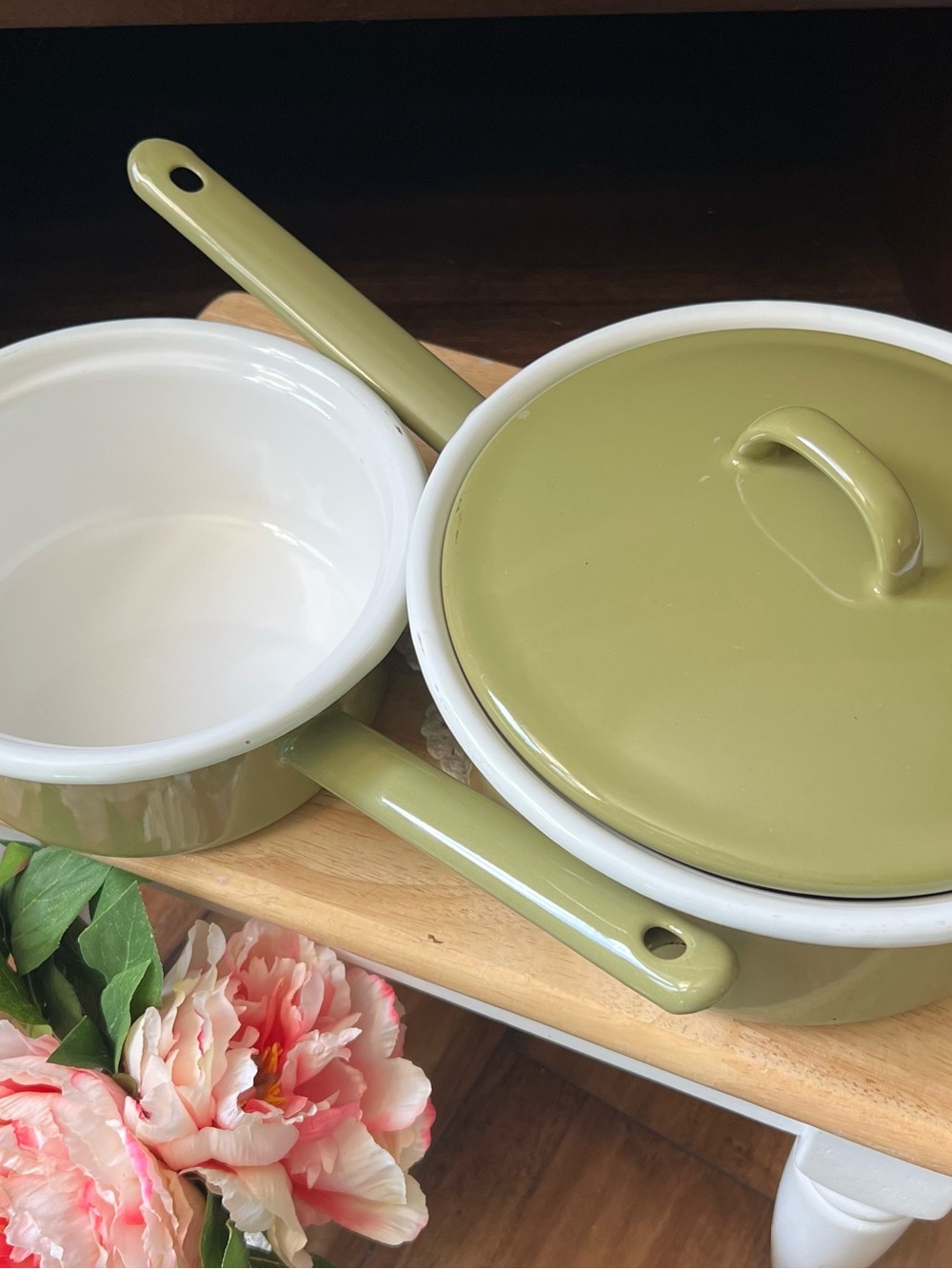 Vintage Avocado Green Enamel Over Metal Saucepans w/ 1 Lid Italian Made 1qt/2qt